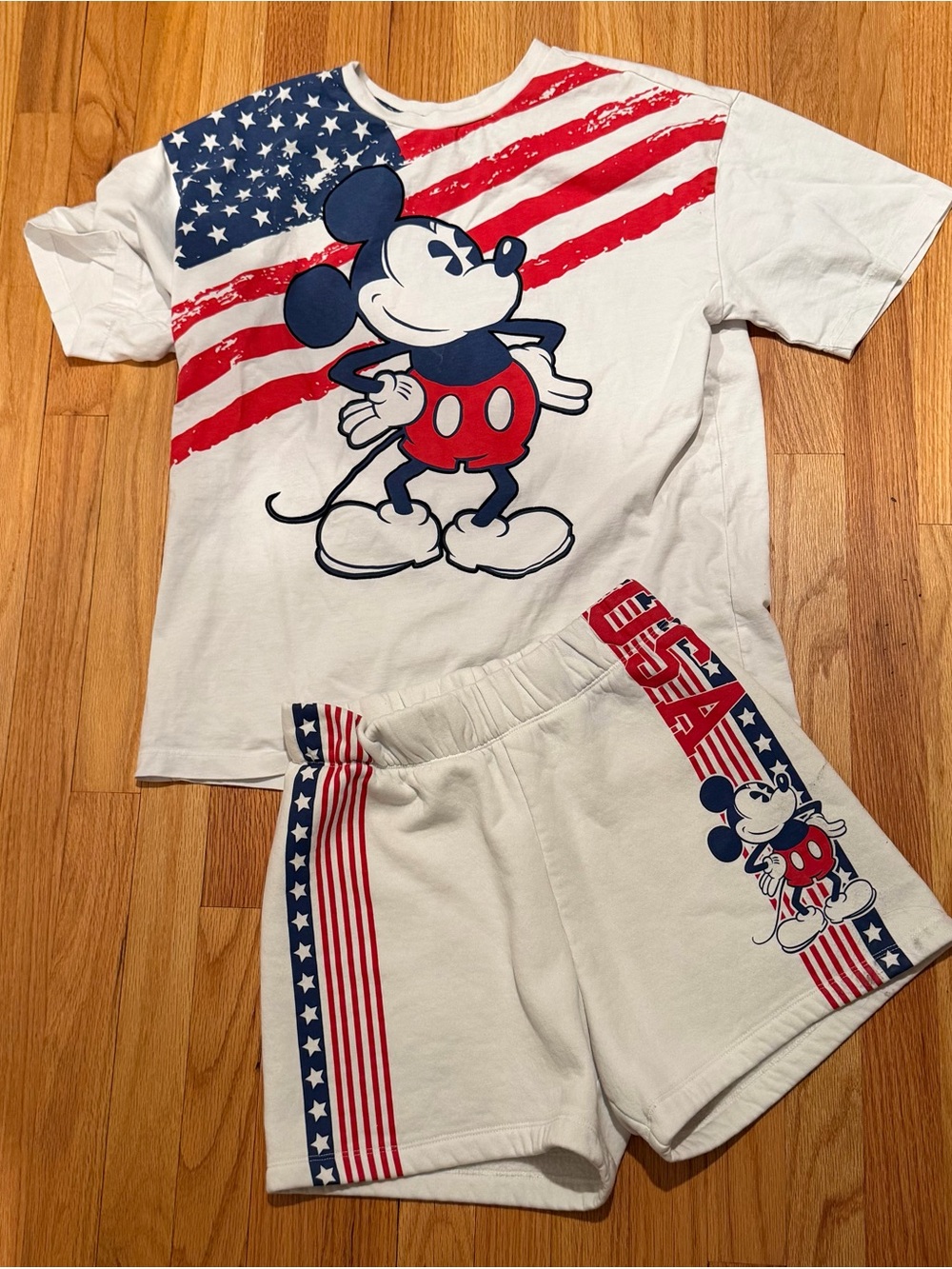 Primark Disney Mickey Shorts Set in White, Red, Blue
